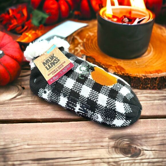 NWT Muk Luks Women’s Shortie Cabin Sock (Small 5-7) - Picture 1 of 5